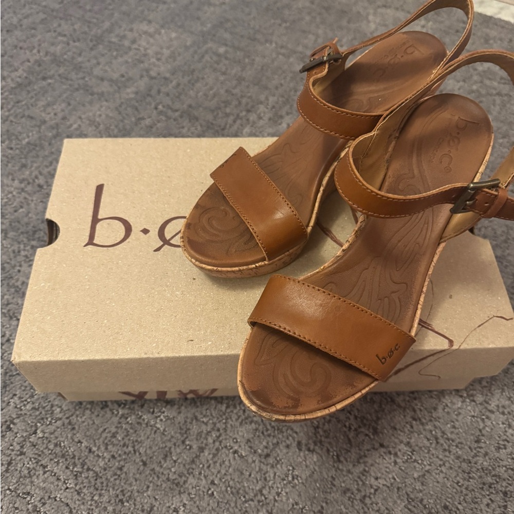 b.o.c. Brown Leather Women's Sandals